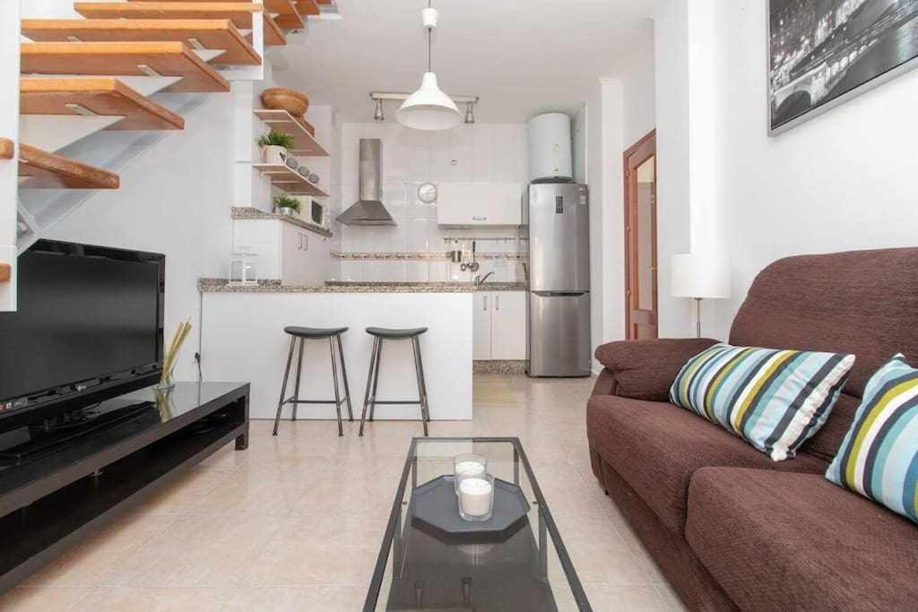 Aceite Duplex En El Centro Historico De Malaga Appartamento Esterno foto